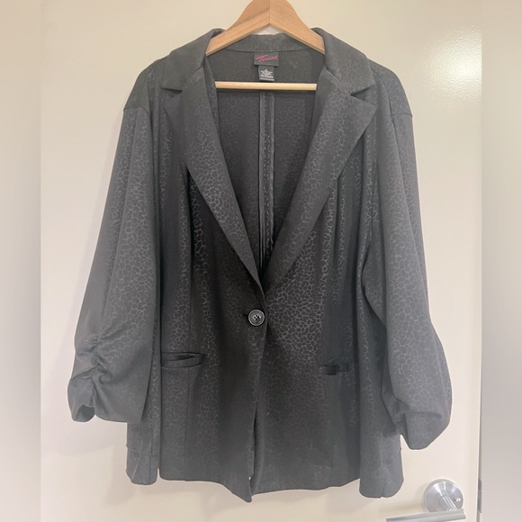 torrid Jackets & Blazers - Torrid Black Blazer